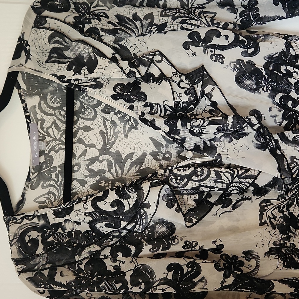 NY Collection Ruffle V Neck Sheer Top - Picture 5 of 10